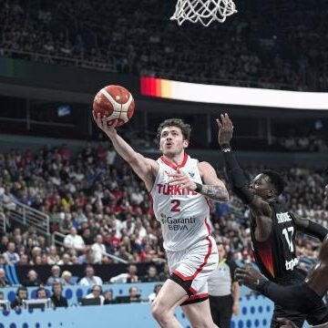 12 Dev Adam, Dünya Kupası yolunda galibiyet serisini sürdürüyor A Milli Erkek Basketbol Takımı'nın Dünya Kupası eleme maçındaki görüntüsü