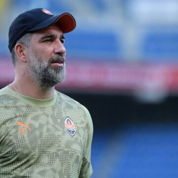 Arda Turan, Kiev'deki füze saldırıları sırasında oyuncularıyla sığınağa indiğini açıkladı. Arda Turan Kiev sığınak açıklaması