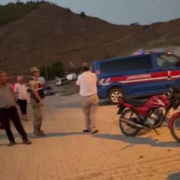 Olayın ardından mahallede geniş güvenlik önlemi alındı. Gaziantep İslahiye'de silahla saldırı sonrası jandarma güvenlik şeridi