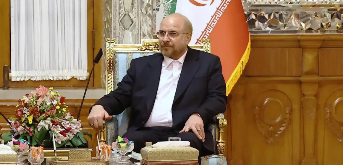 İran Meclis Başkanı Muhammed Bakır Kalibaf, ABD'nin askeri stratejilerine yönelik çarpıcı kıyaslamalarda bulundu. İran Meclis Başkanı Kalibaf'ın açıklamaları