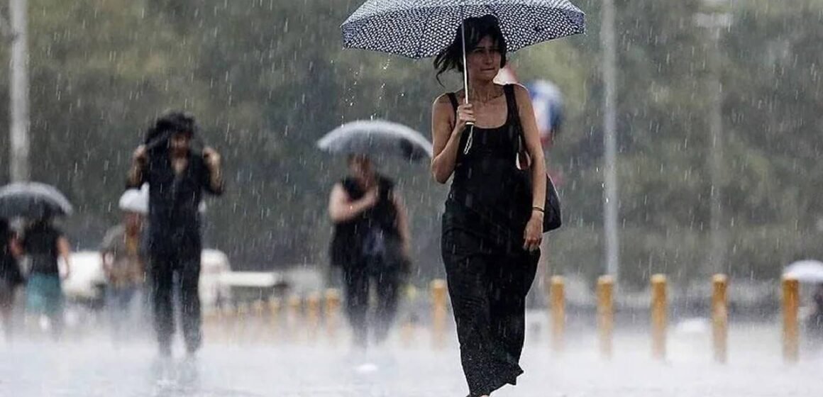 MGM'nin 26 Ağustos 2026 Çarşamba günü için hazırladığı hava tahmin raporu iller bazında sıcaklık değerleriyle görüldü Meteoroloji Genel Müdürlüğü tarafından yayımlanan 26 Ağustos 2026 hava durumu tahmin haritası