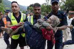 Trishuli Bazar, Nepal-Çin sınırındaki sel felaketinden en çok etkilenen yerleşim birimi olarak gösteriliyor. Nepal'in Nuwakot bölgesinde selden etkilenen Trishuli Bazar'da arama kurtarma çalışmaları