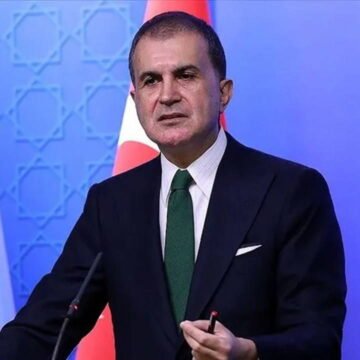 Suriye'nin kuzeyine düzenlenen hava saldırısının ardından yükselen duman