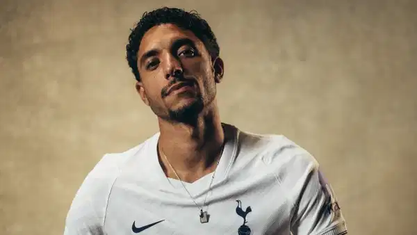Tottenham, Mısırlı forvet Omar Marmoush'u kiralık olarak kadrosuna kattığını duyurdu Tottenham'ın yeni transferi Omar Marmoush, kulüp tarafından yapılan açıklamanın görseli