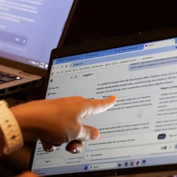 Microsoft, ABD okullarında yapay zekâ için güvenlik önlemlerini devreye alıyor ABD okulunda yapay zekâ destekli eğitim teknolojisi