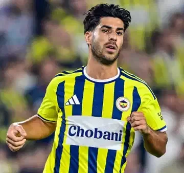 Fenerbahçe, Marco Asensio hakkındaki sakatlık iddialarını reddetti. Fenerbahçe formasıyla sahada görünen Marco Asensio