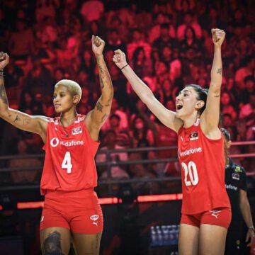 Türkiye - Almanya çeyrek final karşılaşması 3 Eylül 2026 Perşembe 19.00'da başlıyor Filenin Sultanları Sinan Erdem Spor Salonu'nda çeyrek final maçı öncesinde sahada