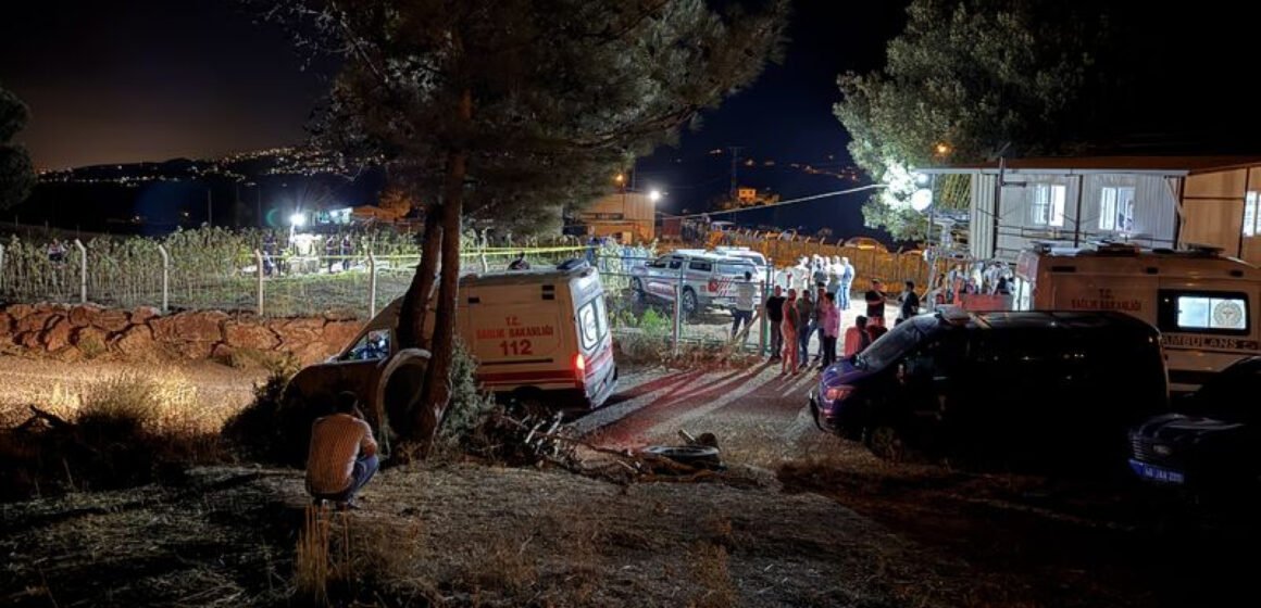 Dulkadiroğlu ilçesine bağlı Kuzucak Mahallesi'nde meydana gelen olay sonrası ekipler kuyuya müdahale etti. Kahramanmaraş'ta su kuyusunda yaşanan facianın ardından bölgeye sevk edilen kurtarma ekipleri