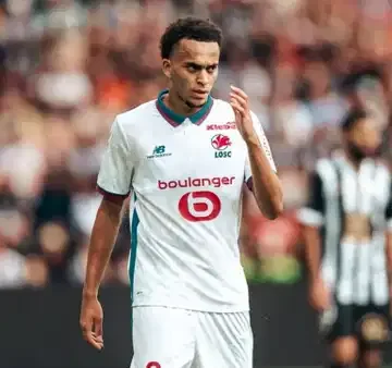 Lille formasıyla Ethan Mbappe'nin saha içinden bir görüntüsü