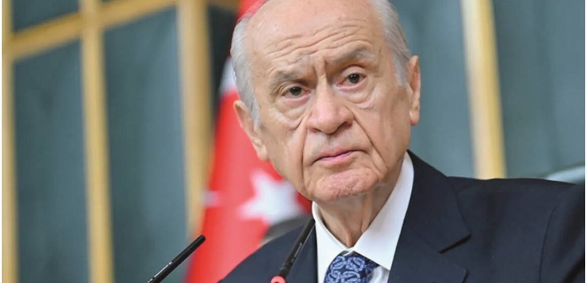 Devlet Bahçeli, Amedspor araştırmasına ilişkin yazılı açıklamasını bugün kamuoyuyla paylaştı. MHP Genel Başkanı Devlet Bahçeli yazılı açıklama paylaşımı