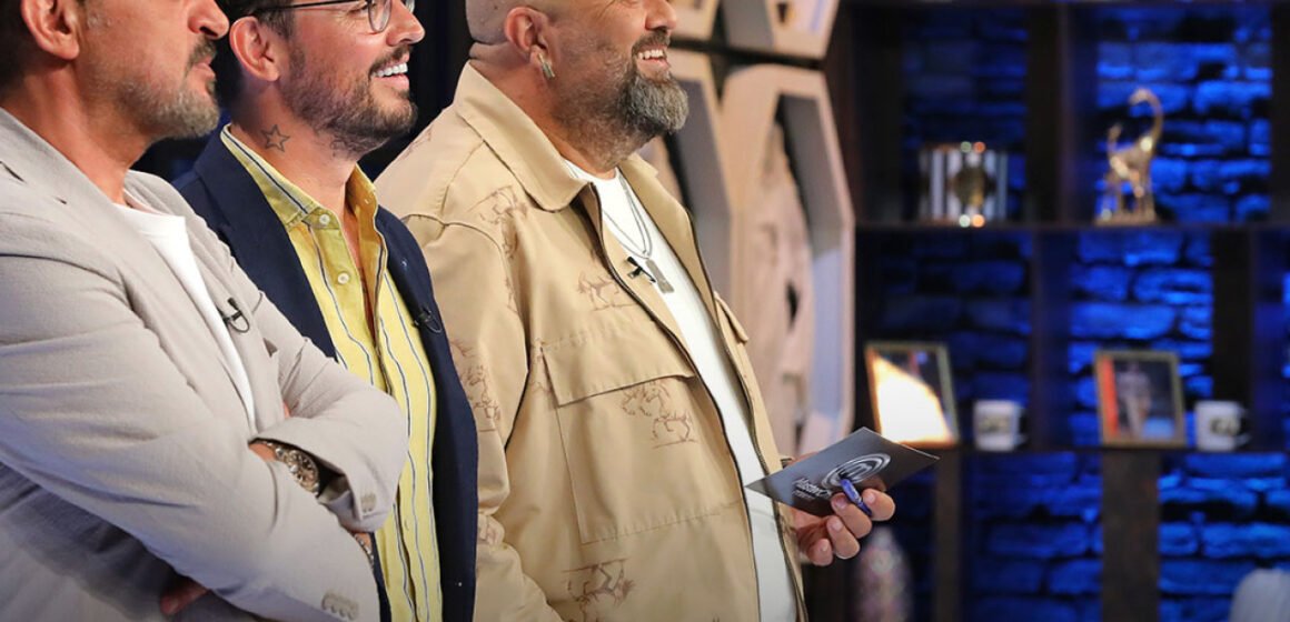 1 Eylül 2026 MasterChef bölümünde dokunulmazlık oyunu için jüri değerlendirmesi MasterChef Türkiye 2026 jüri önünde yarışmacıların irmik helvası değerlendirmesi