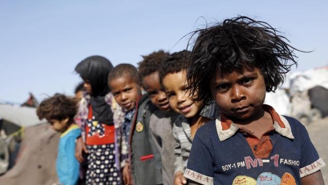BM raporuna göre Yemen'de çatışmalar 137 bini aşkın çocuğu eğitimden mahrum bıraktı Yemen'de çatışmalar nedeniyle eğitime erişemeyen çocuklar